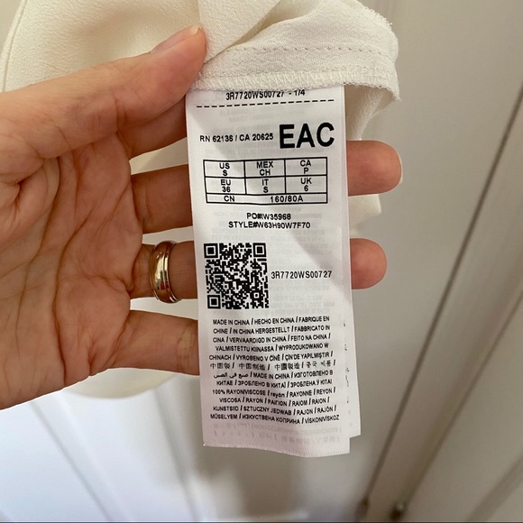 Guess Top - Picture 8 of 8